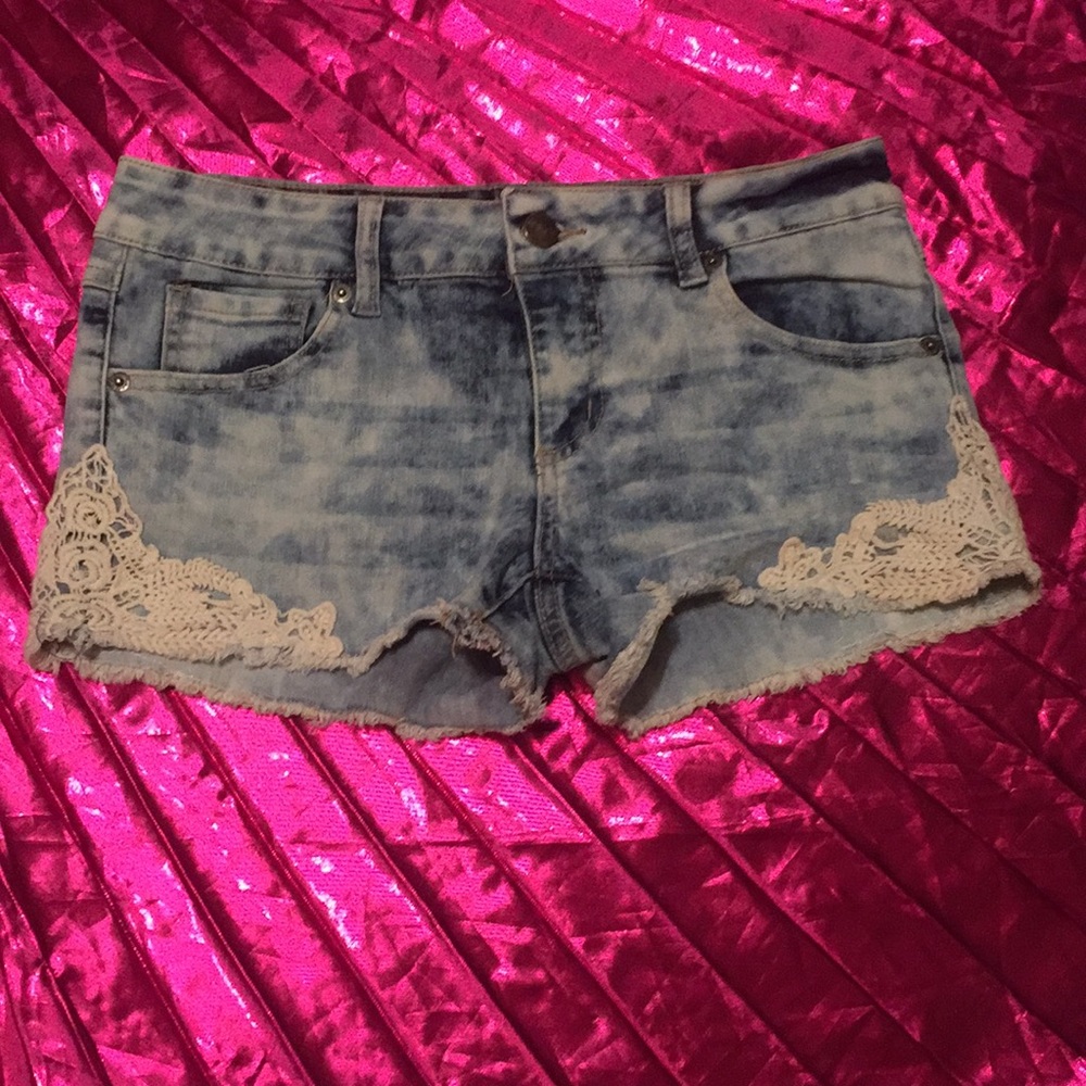 Lacey denim shorts